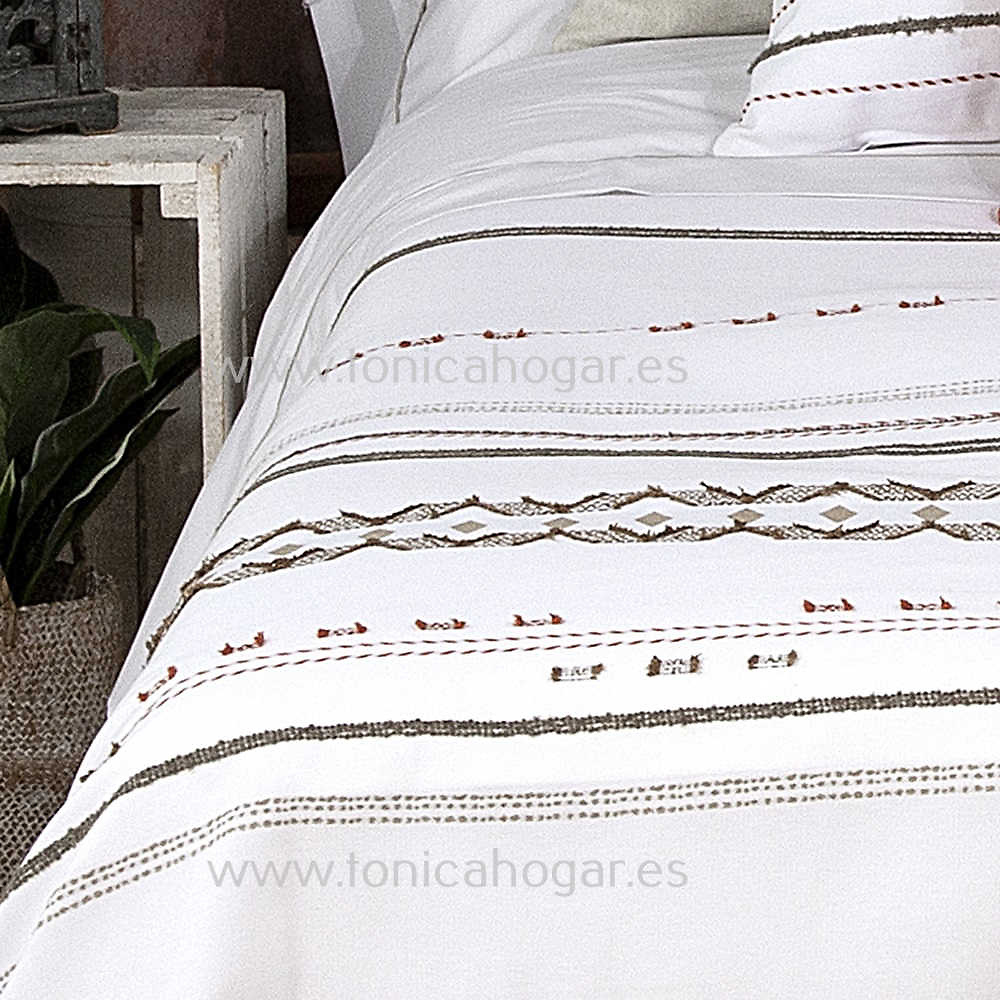 Detalle Bouti Preta Taupe de Cañete 