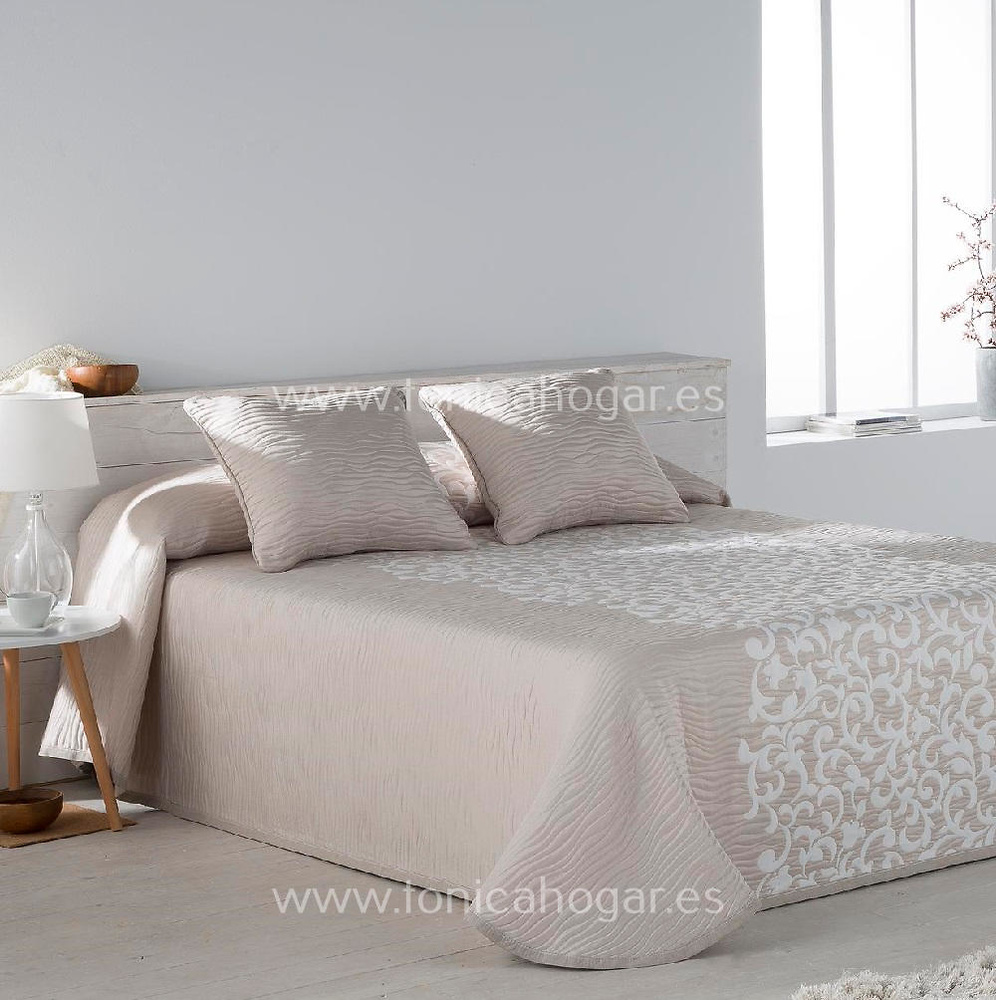 Colcha Amal 10 Beig de Tejidos Jvr Beig 120 135 Beig 140 Beig 150 Beig 160 Beig 180 Beig 