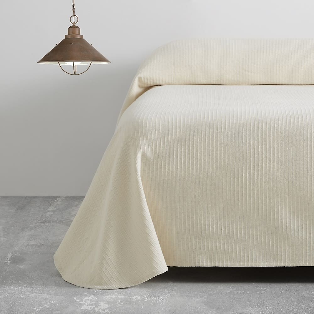 Colcha Bali Crema de Estela Crema 090 105 Crema 135/140 Crema 150 Crema 180 Crema 