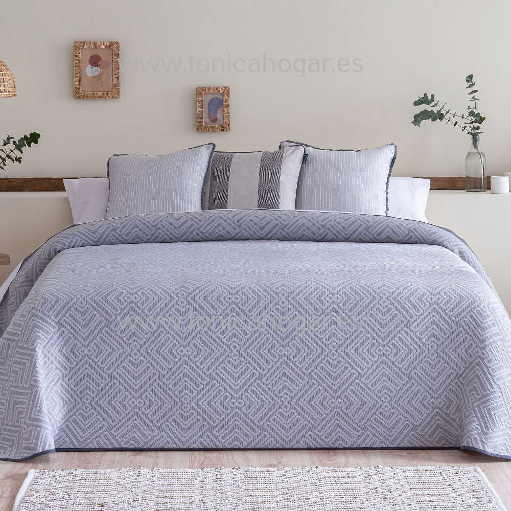 Colcha Vicar Gris de Confecciones Paula Gris 090 105 Gris 135 Gris 150 Gris 160 Gris 170 Gris 180 Gris 
