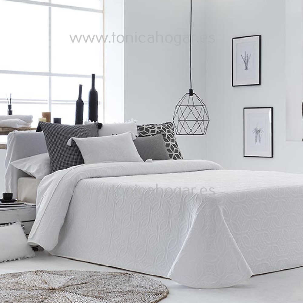 Colcha Vinaroz Blanco de Confecciones Paula Blanco 090 105 Blanco 135 Blanco 150 Blanco 160 Blanco 170 Blanco 180 Blanco 